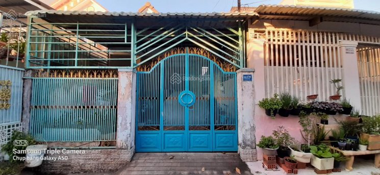 Chính chủ cần bán căn nhà cấp 4 đường CMT8, P. Bùi Hữu Nghĩa, Q. Bình Thủy, TP Cần Thơ.